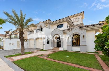 Villa - 4 - 5 for sale in Garden Homes Frond P - Garden Homes - Palm Jumeirah - Dubai