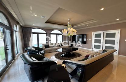 Villa - 4 - 6 for sale in Garden Homes Frond P - Garden Homes - Palm Jumeirah - Dubai