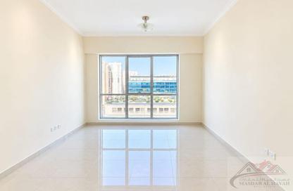 Apartment - 2 - 3 for rent in Sahara Tower 5 - Sahara Complex - Al Nahda - Sharjah
