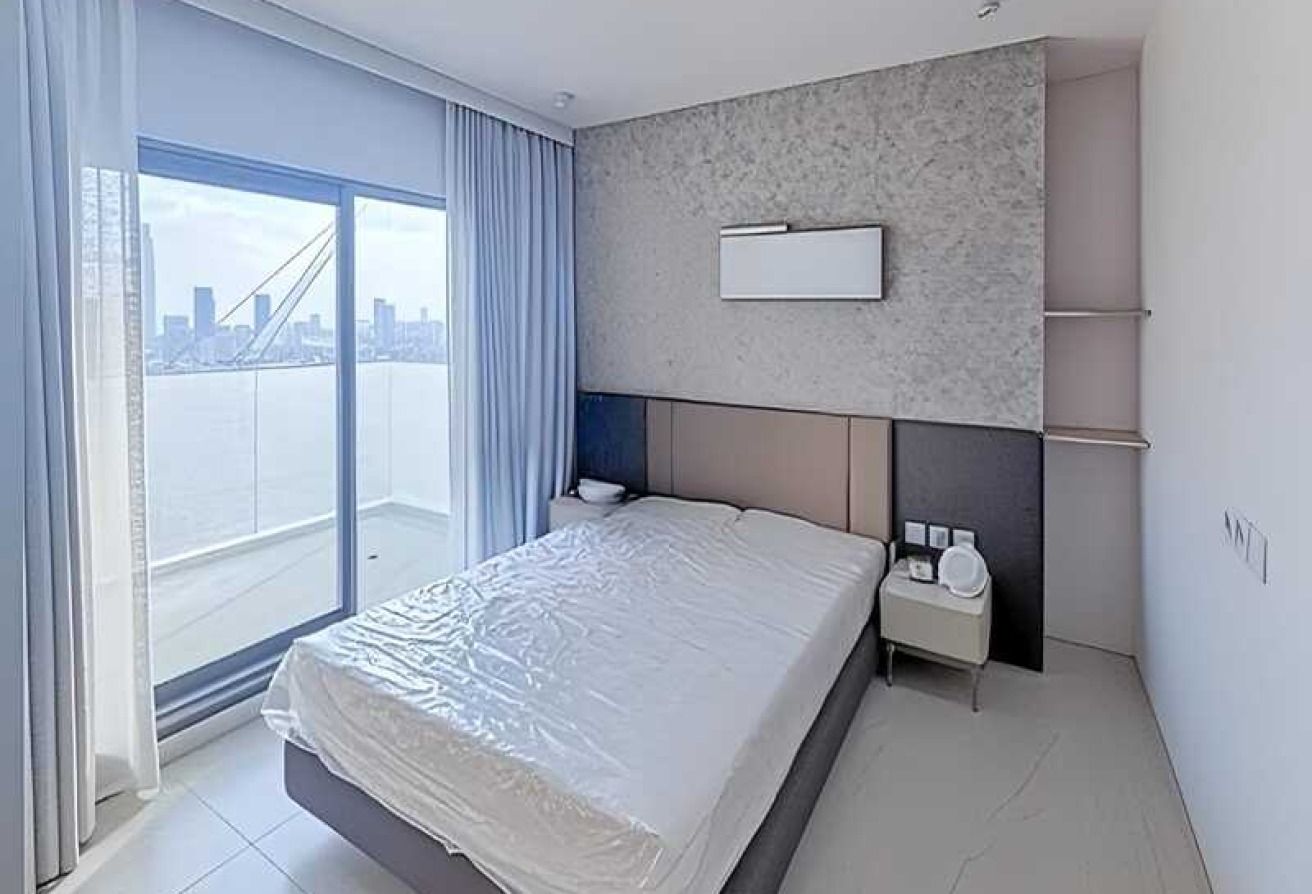 PREMIUM UNIT | VACANT | VERY NEGOTIABLE gallery image