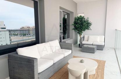 Apartment - 2 Bedrooms - 2 Bathrooms for sale in Oasis Residences - Masdar City - Abu Dhabi
