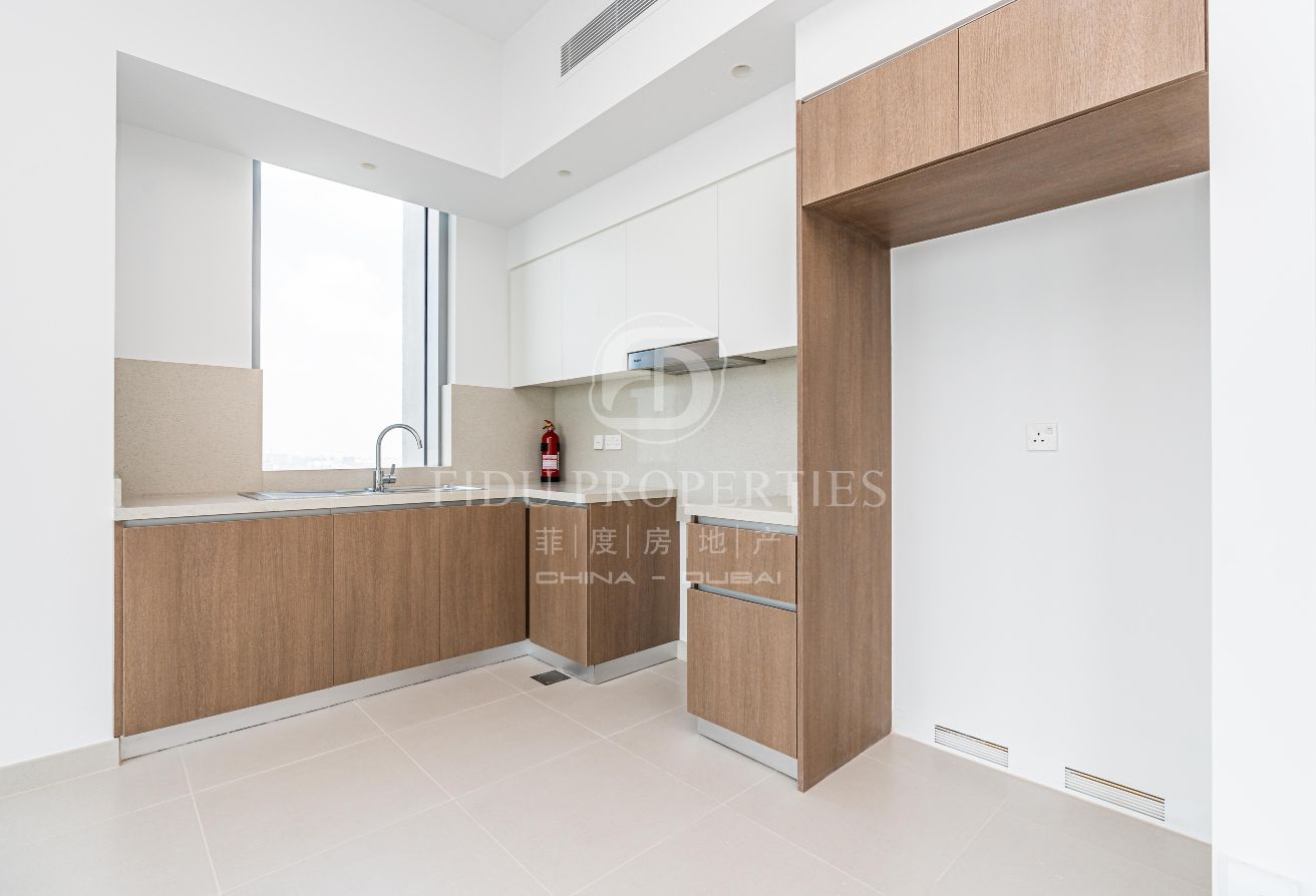 Vacant | Full Sea View | High Floor