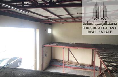 Warehouse - Studio - 1 Bathroom for rent in Umm Al Thuoob - Umm Al Quwain