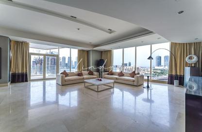 Apartment - 4 Bedrooms - 5 Bathrooms for rent in Le Reve - Dubai Marina - Dubai