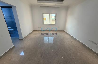 Apartment - Studio - 1 Bathroom for rent in Mohamed Bin Zayed Centre - Mohamed Bin Zayed City - Abu Dhabi