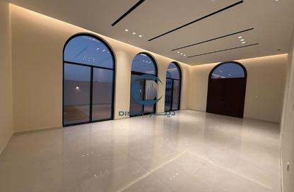 Villa - 5 - 6 for rent in Nad Al Sheba 1 - Nad Al Sheba - Dubai