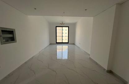 Apartment - 2 - 3 for rent in Nadd Al Hamar Building - Nadd Al Hammar - Dubai Apartment - 2 - 3 for rent in Nadd Al Hamar Building - Nadd Al Hammar - Dubai