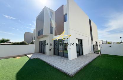 Townhouse - 3 Bedrooms - 4 Bathrooms for rent in La Rosa 1 - La Rosa - Villanova - Dubai