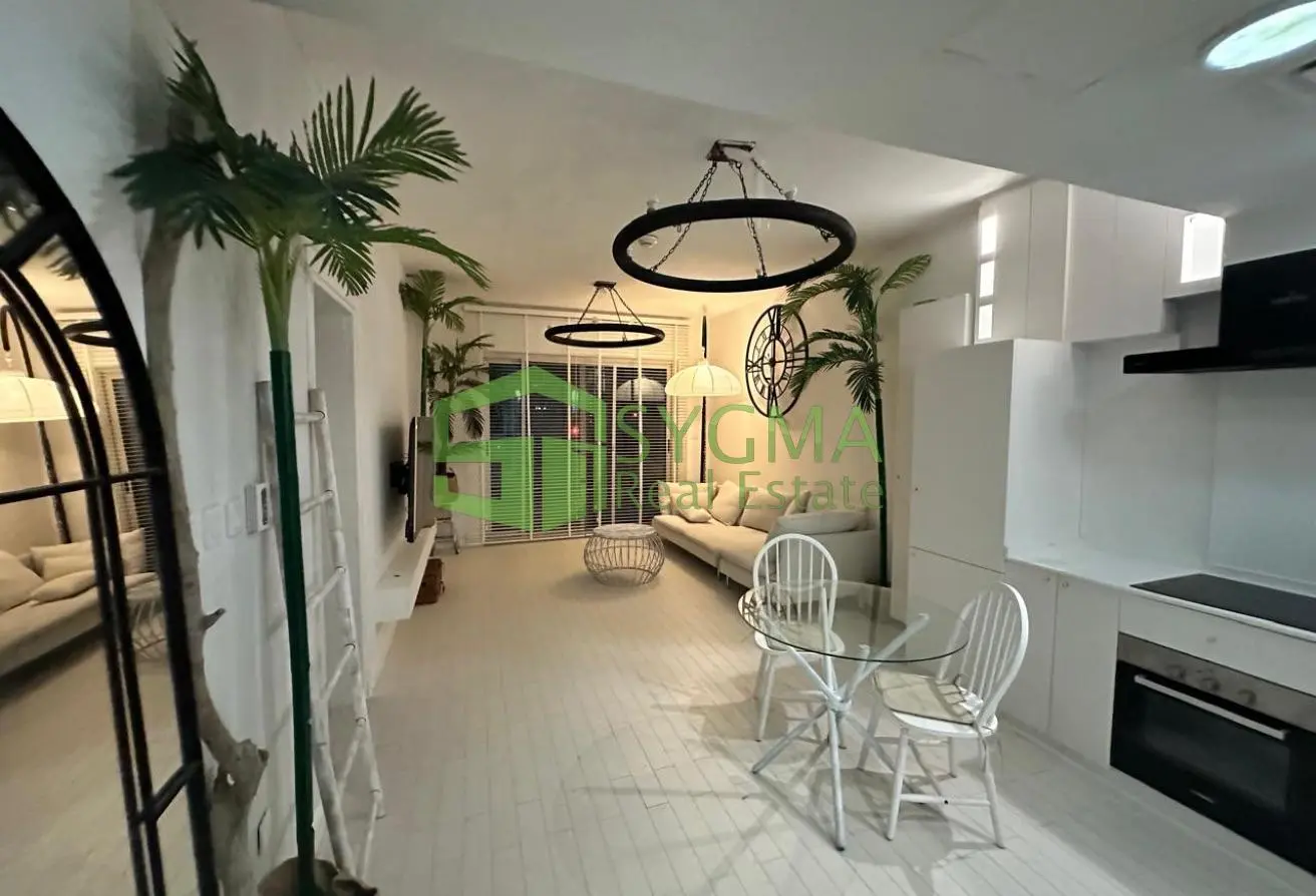 166998898 - Property Main Image