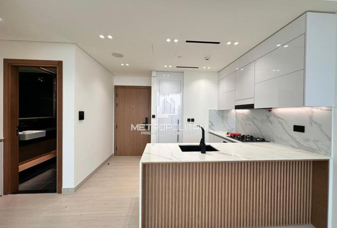 Spacious Unit | Marina View | Appliances Included