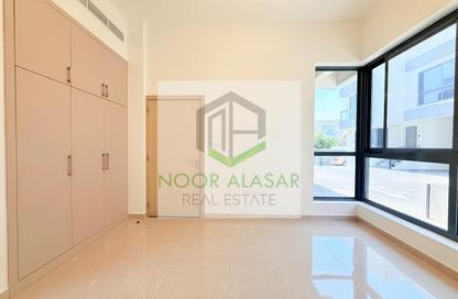 Villa - 5 Bedrooms - 6 Bathrooms for rent in Abu Hail Road - Abu Hail - Deira - Dubai