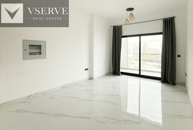 114171553 - Property Image 3