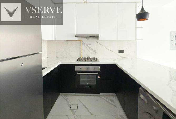 114171553 - Property Image 2