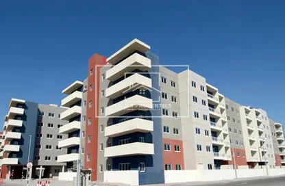 Apartment - 2 Bedrooms - 2 Bathrooms for sale in Tower 29 - Al Reef Downtown - Al Reef - Abu Dhabi