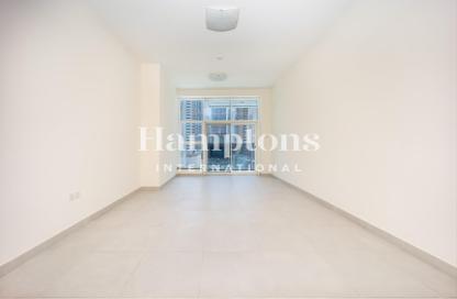 Apartment - 2 Bedrooms - 3 Bathrooms for sale in Marina Arcade Tower - Dubai Marina - Dubai