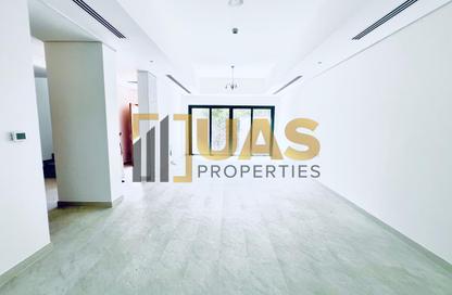 Villa - 4 Bedrooms - 5 Bathrooms for rent in Jumeirah 1 Villas - Jumeirah 1 - Jumeirah - Dubai Villa - 4 Bedrooms - 5 Bathrooms for rent in Jumeirah 1 Villas - Jumeirah 1 - Jumeirah - Dubai