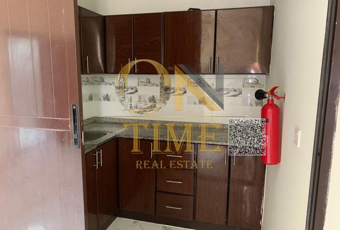 77396105 - Property Image 3