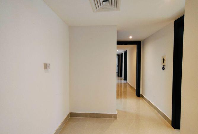 53573819 - Property Image 3