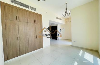 Apartment - Studio - 1 Bathroom for rent in Rose Building - Al Jaddaf - Dubai