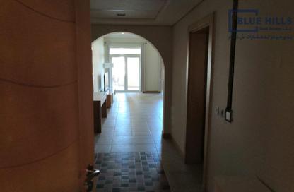 Apartment - 2 Bedrooms - 4 Bathrooms for rent in Al Das - Shoreline Apartments - Palm Jumeirah - Dubai