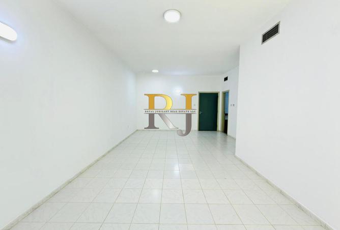 76171735 - Property Main Image