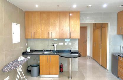 Apartment - Studio - 1 Bathroom for rent in Julphar Residential Tower - Julphar Towers - Al Nakheel - Ras Al Khaimah Apartment - Studio - 1 Bathroom for rent in Julphar Residential Tower - Julphar Towers - Al Nakheel - Ras Al Khaimah