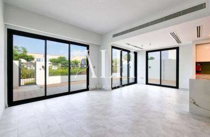 Townhouse - 4 - 4 for rent in La Rosa 5 - La Rosa - Villanova - Dubai Townhouse - 4 - 4 for rent in La Rosa 5 - La Rosa - Villanova - Dubai