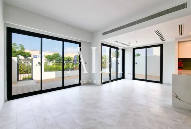 152813872 - Property Image 3