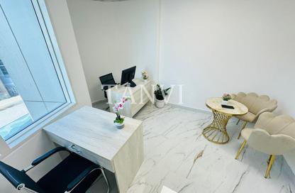 Office Space - Studio - 1 Bathroom for rent in Fatima Mohammad Ahmad Bin Suleiman Building - Al Raffa - Bur Dubai - Dubai