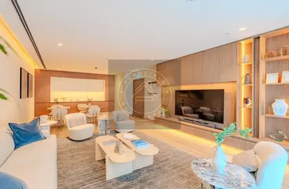 Apartment - 2 Bedrooms - 2 Bathrooms for sale in Seagate Building 1 - Seagate - Mina Rashid - Dubai