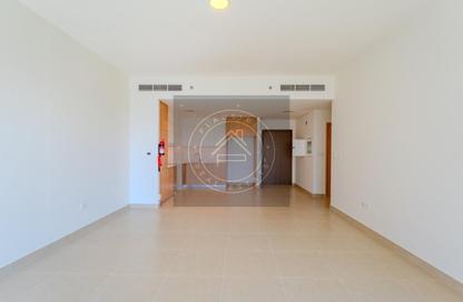 Apartment - 2 Bedrooms - 2 Bathrooms for sale in Seagate Building 1 - Seagate - Mina Rashid - Dubai