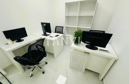 Office Space - 1 Bedroom - 1 Bathroom for rent in Reem Residency - Al Karama - Dubai