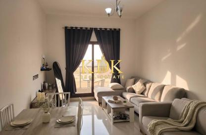 شقة - غرفة نوم - 2 حمامات للايجار في مساكن النخبة رقم 6 - مساكن النخبة الرياضية - مدينة دبي الرياضية - دبي