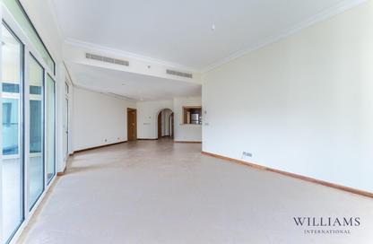 Apartment - 3 - 2 for rent in Al Hatimi - Shoreline Apartments - Palm Jumeirah - Dubai