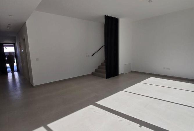 71117334 - Property Image 3