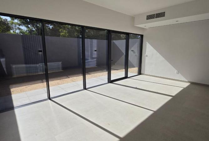 71117334 - Property Image 2