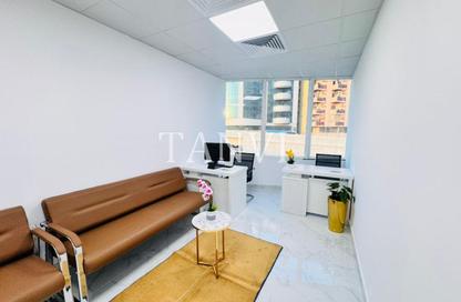 Office Space - Studio - 1 for rent in Fatima Mohammad Ahmad Bin Suleiman Building - Al Raffa - Bur Dubai - Dubai