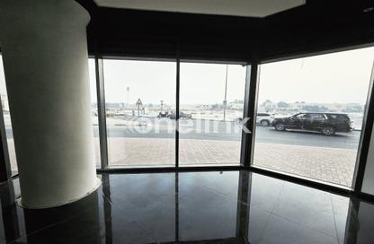 Shop - Studio - 1 for rent in Trio Building - Al Barsha 1 - Al Barsha - Dubai