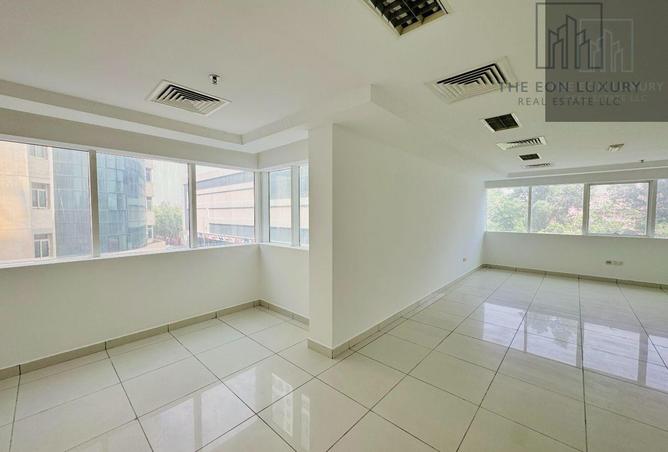 122019038 - Property Image 3