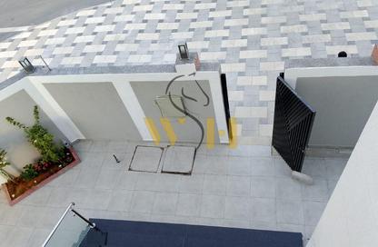 Villa - 5 Bedrooms - 7 Bathrooms for sale in Al Amira Village - Al Yasmeen - Ajman