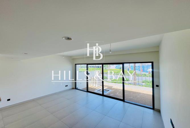 100825324 - Property Image 2