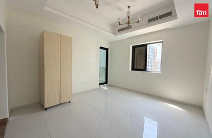 Apartment - Studio - 1 Bathroom for rent in Iliyaa Tower 4 - Jumeirah Garden City - Al Satwa - Dubai