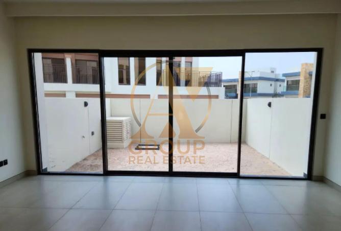 104700722 - Property Image 2