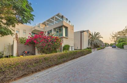 Villa - 4 - 5 for sale in Cluster 2 - The Sustainable City - Dubai Villa - 4 - 5 for sale in Cluster 2 - The Sustainable City - Dubai
