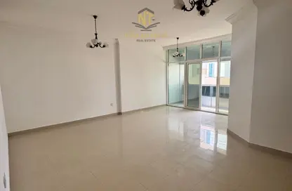 Apartment - 3 Bedrooms - 4 Bathrooms for rent in New Al Taawun Road - Al Taawun - Sharjah
