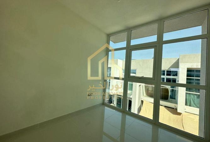 94437830 - صورة العقار 2