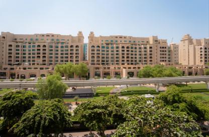 Apartment - 1 - 2 for rent in Abu Keibal - Shoreline Apartments - Palm Jumeirah - Dubai