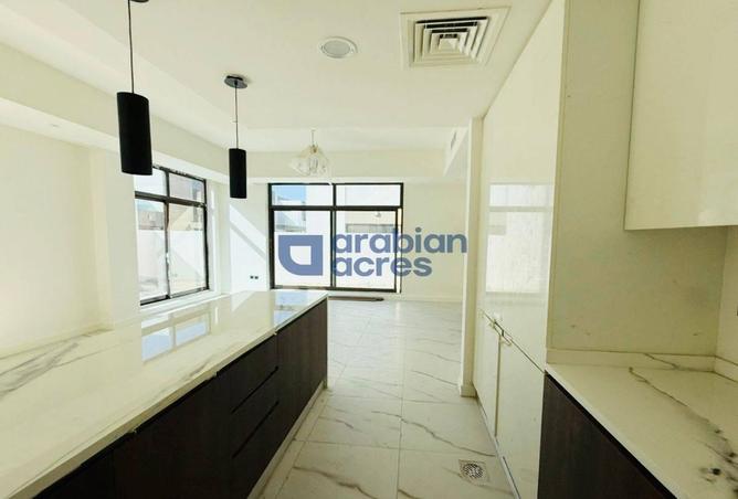 75402148 - Property Image 3