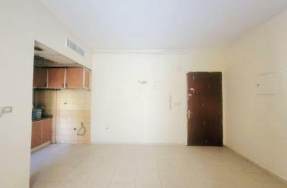 Apartment - Studio - 1 Bathroom for rent in Al Butina B - Al Butina - Sharjah