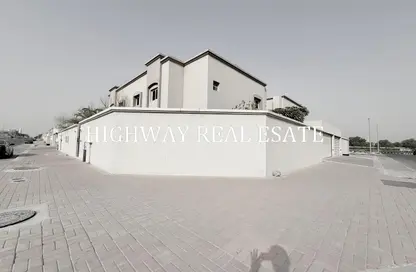 Villa - 4 Bedrooms - 5 Bathrooms for rent in Barashi - Al Badie - Sharjah